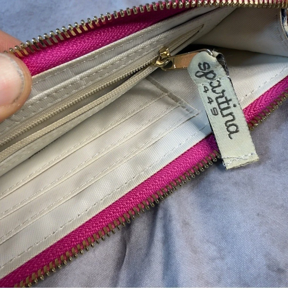 Spartina 449 Floral Wristlet Wallet Blue Pink Cream Linen Leather‎ Small